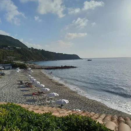 Вилла Dimora L 'ulivo Паргелия