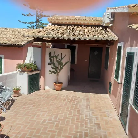 Dimora L 'ulivo * Паргелия